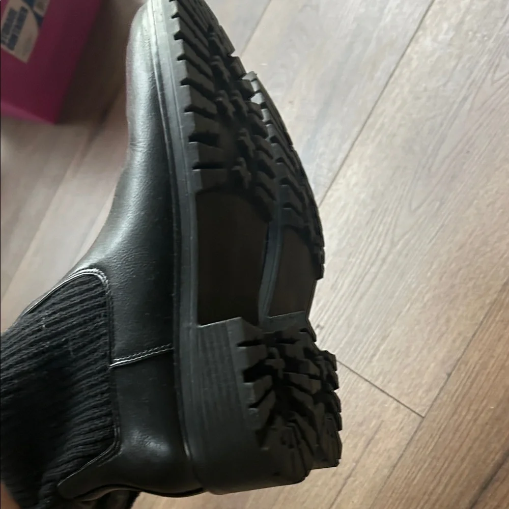 Kensie Black Ankle Boots with Knit Cuff ! 7.5